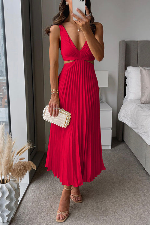 Gabrielle | Pleated Maxi Dress